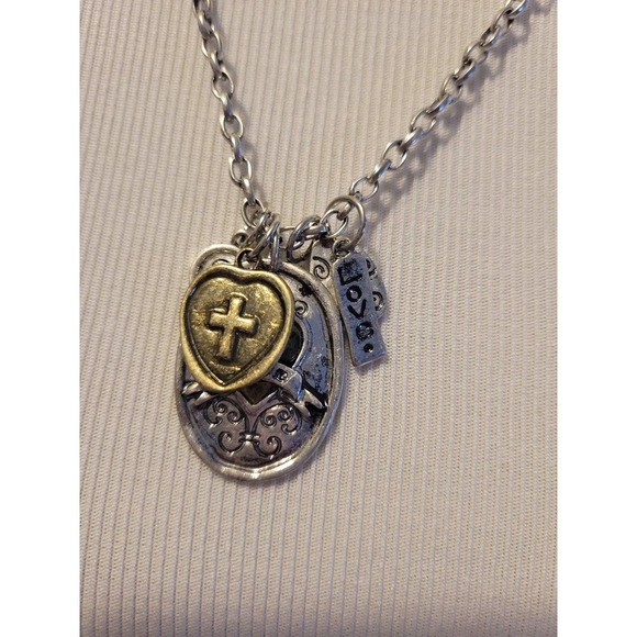 Necklace - Picture 3 of 4